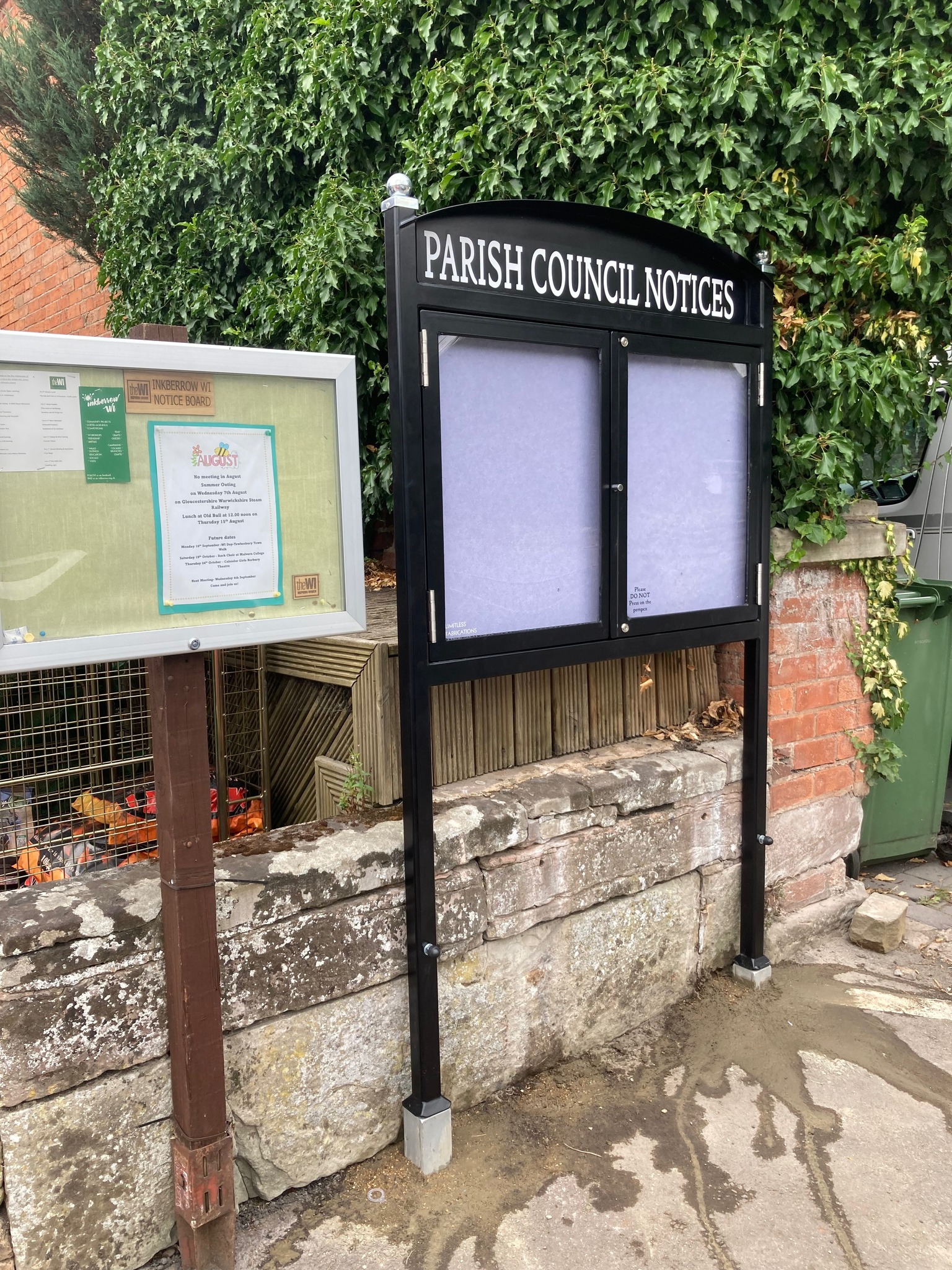 New Parish Council Notice Board 2024